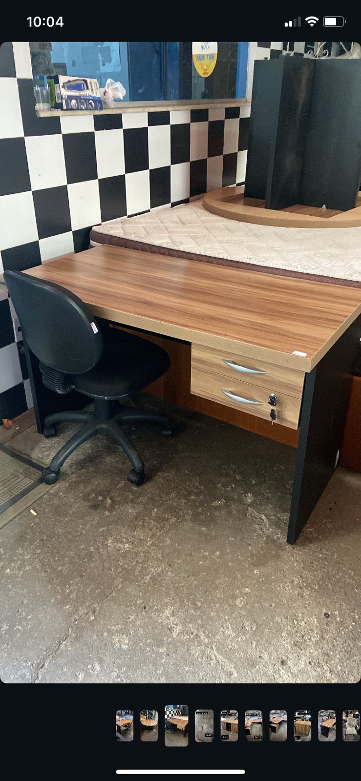 Mesa de jantar com cadeiras